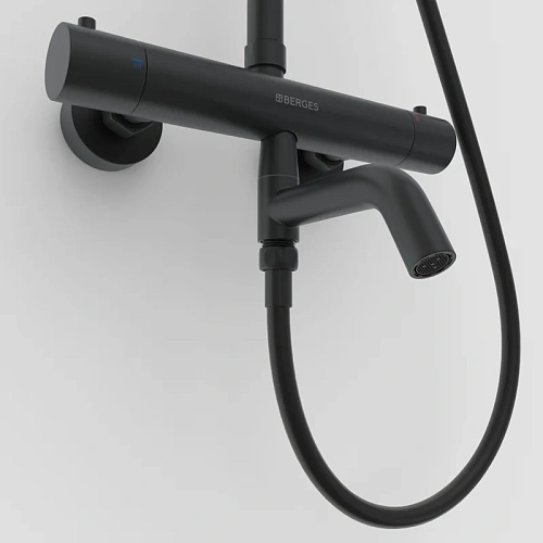 Душевая система BERGES KALISTO 3R с термостатом, черный матовый 075022 Душевая система BERGES KALISTO 3R с термостатом, черный матовый 075022