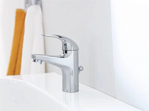Смеситель для раковины GROHE BauCurve (32805000) хром Смеситель для раковины GROHE BauCurve (32805000) хром