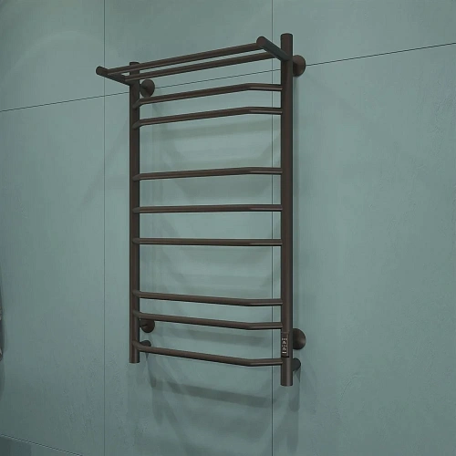 Полотенцесушитель электрический EWRIKA Сафо БР3 100х50, черный, с полкой 582343 Полотенцесушитель электрический EWRIKA Сафо БР3 100х50, черный, с полкой 582343