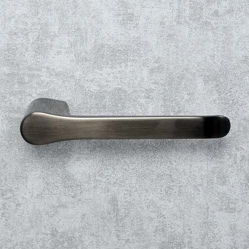 Держатель туалетной бумаги WasserKRAFT Wiese K-8996 оружейная сталь Держатель туалетной бумаги WasserKRAFT Wiese K-8996 оружейная сталь