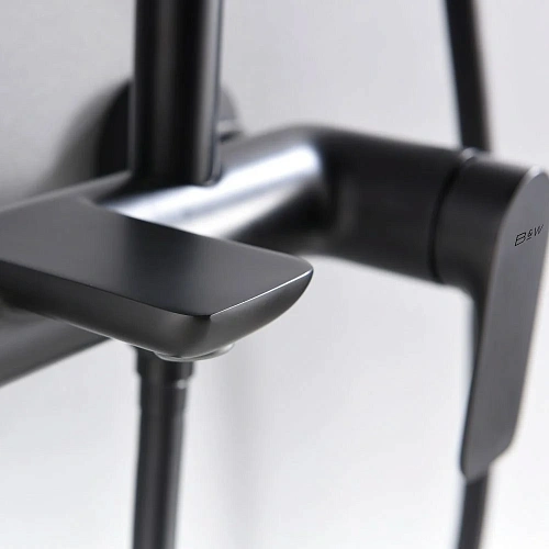 Душевая система Black&White UK8300В Matt Black 8300ВUK Душевая система Black&White UK8300В Matt Black 8300ВUK