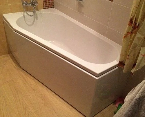 Акриловая ванна Riho Delta BB8000500000000 150x80 R Акриловая ванна Riho Delta BB8000500000000 150x80 R