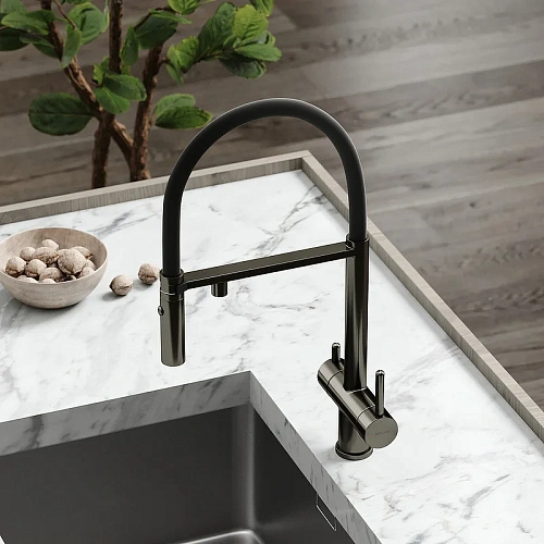 Смеситель для кухни Sancos Imola SC4010GG под фильтр, вороненая сталь Смеситель для кухни Sancos Imola SC4010GG под фильтр, вороненая сталь