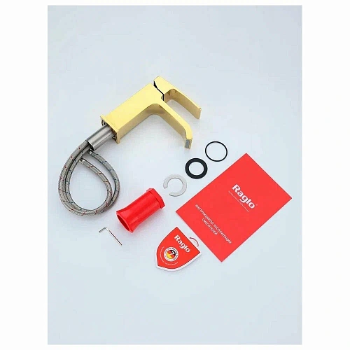 Смеситель для раковины Raglo R02.10.23 монолитный, золото Смеситель для раковины Raglo R02.10.23 монолитный, золото