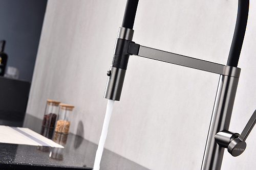 Смеситель для кухни Paulmark LEADER вороненая сталь Le214101-GM Смеситель для кухни Paulmark LEADER вороненая сталь Le214101-GM