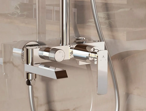 Душевая система Vincea VSFS-413CH с изливом, хром Душевая система Vincea VSFS-413CH с изливом, хром