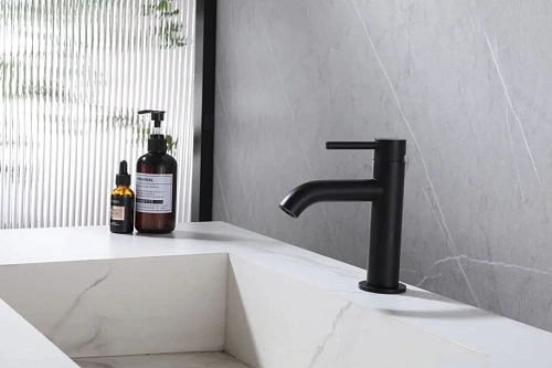 Смеситель для раковины ABBER Wasser Kreis AF8110B черный матовый Смеситель для раковины ABBER Wasser Kreis AF8110B черный матовый