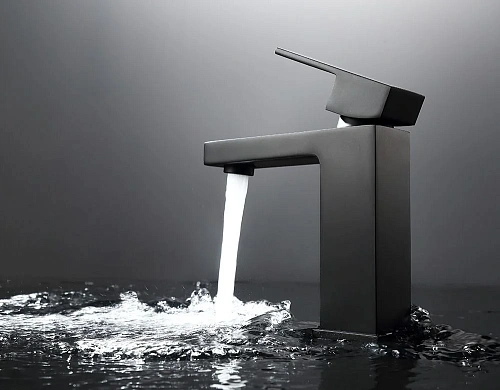 Смеситель для раковины ABBER Daheim AF8210B черный матовый Смеситель для раковины ABBER Daheim AF8210B черный матовый