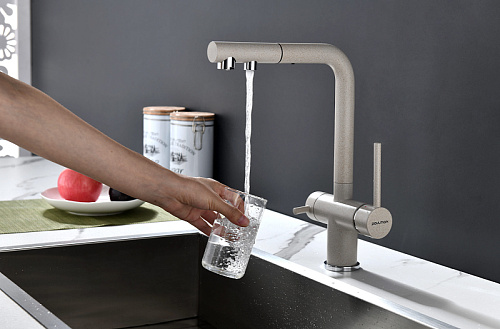 Смеситель для кухни Paulmark SERPENTINE бежевый Se213222-BE Смеситель для кухни Paulmark SERPENTINE бежевый Se213222-BE