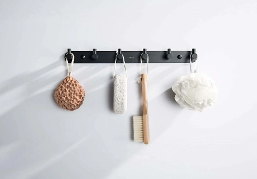 Крючок Aquatek ЕВРОПА AQ4124MB черный матовый Крючок Aquatek ЕВРОПА AQ4124MB черный матовый