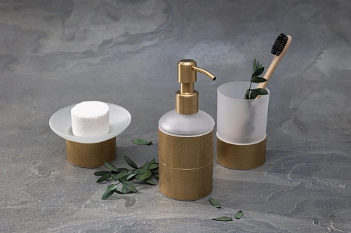 Дозатор жидкого мыла Allen Brau Allen Brau Priority 6.31A06-GB золото браш Дозатор жидкого мыла Allen Brau Allen Brau Priority 6.31A06-GB золото браш