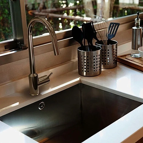 Душевой лоток Paini Medium CH550MN 550 мм Душевой лоток Paini Medium CH550MN 550 мм