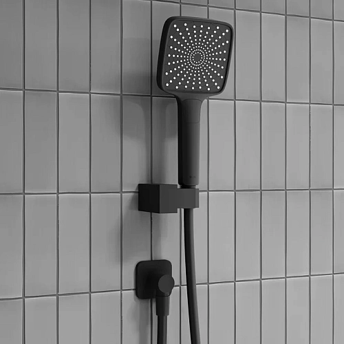 Душевая система IDDIS Parker PARBL03i68 встраиваемая, с изливом, матовый черный Душевая система IDDIS Parker PARBL03i68 встраиваемая, с изливом, матовый черный