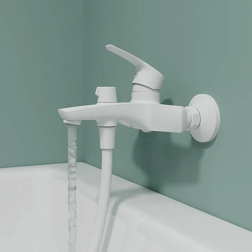 Смеситель для ванны IDDIS Ray RAYWT02i02WA матовый белый Смеситель для ванны IDDIS Ray RAYWT02i02WA матовый белый