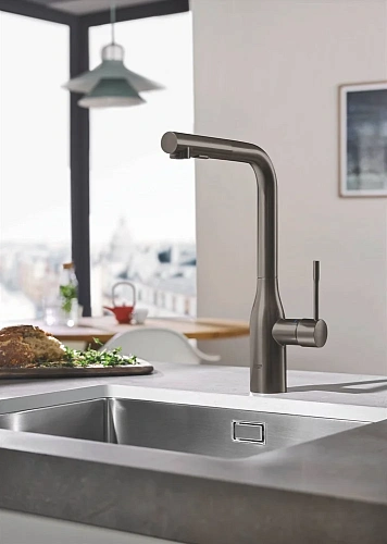 Смеситель для кухни GROHE Essence New, L-излив, тёмный графит матовый (30270AL0) Смеситель для кухни GROHE Essence New, L-излив, тёмный графит матовый (30270AL0)