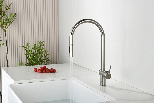 Смеситель для кухни AQUAme Cucina AQM9901BN с выдвижным изливом,никель шлифованный Смеситель для кухни AQUAme Cucina AQM9901BN с выдвижным изливом,никель шлифованный