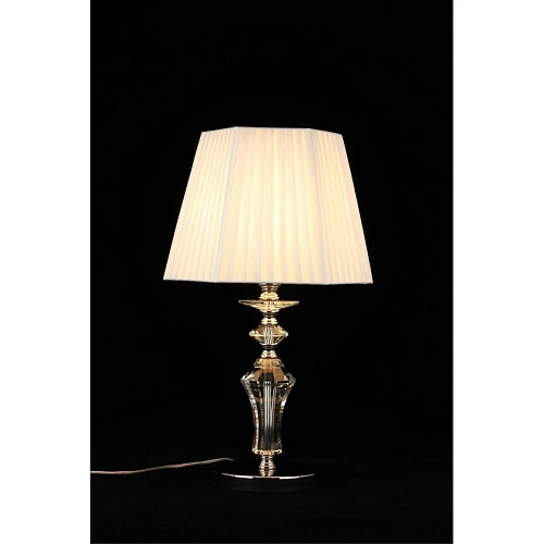 Настольная лампа Aployt Jula APL.707.04.01 Настольная лампа Aployt Jula APL.707.04.01