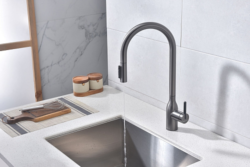 Смеситель для кухни Paulmark Universal вороненая сталь Un213880-GM Смеситель для кухни Paulmark Universal вороненая сталь Un213880-GM