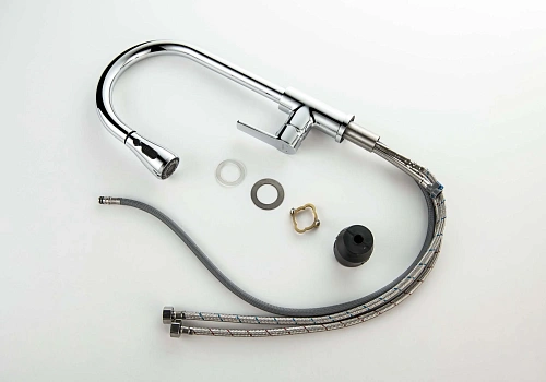 Смеситель для кухни Aquatek ЛУГАНО AQ1784CR с вытяжным изливом, хром Смеситель для кухни Aquatek ЛУГАНО AQ1784CR с вытяжным изливом, хром