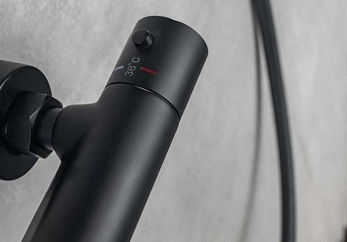 Смеситель для ванны Aquatek ВЕГА AQ1043MB черный матовый Смеситель для ванны Aquatek ВЕГА AQ1043MB черный матовый