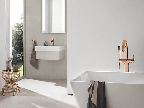 Смеситель для ванны GROHE Grandera, напольный, теплый закат глянец (23318DA0) Смеситель для ванны GROHE Grandera, напольный, теплый закат глянец (23318DA0)
