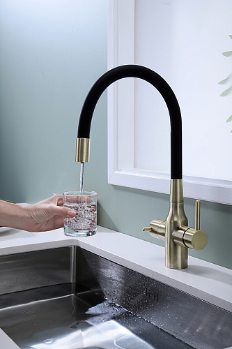 Смеситель для кухни Paulmark Salix бронза Sa213419-BR Смеситель для кухни Paulmark Salix бронза Sa213419-BR