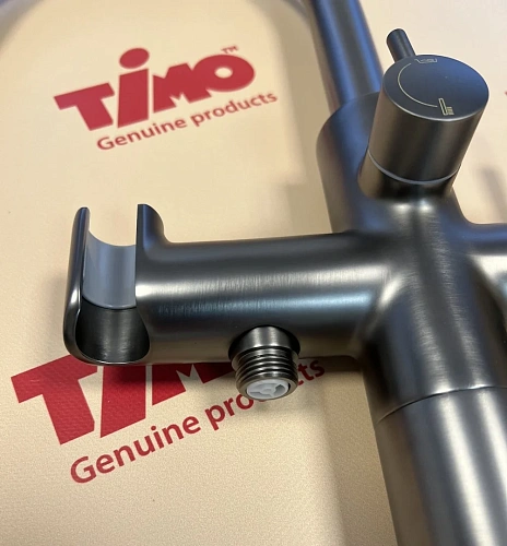 Смеситель для ванны Timo Saona 2310/18Y-CR напольный черное золото Смеситель для ванны Timo Saona 2310/18Y-CR напольный черное золото