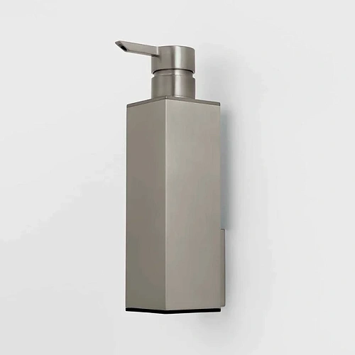 Дозатор жидкого мыла Colombo MiniQ B9343.HPS1 подвесной, PVD нержавеющая сталь Дозатор жидкого мыла Colombo MiniQ B9343.HPS1 подвесной, PVD нержавеющая сталь