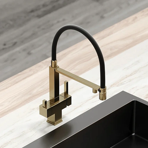 Смеситель для кухни Sancos Moro SC4006BG под фильтр, брашированное золото Смеситель для кухни Sancos Moro SC4006BG под фильтр, брашированное золото