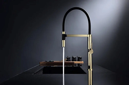 Смеситель для кухни Paulmark Leader золото Le214101-G Смеситель для кухни Paulmark Leader золото Le214101-G