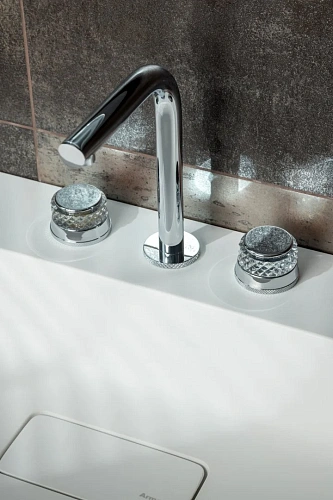 Смеситель для раковины Boheme AURA CHROME 152-CR-A Смеситель для раковины Boheme AURA CHROME 152-CR-A