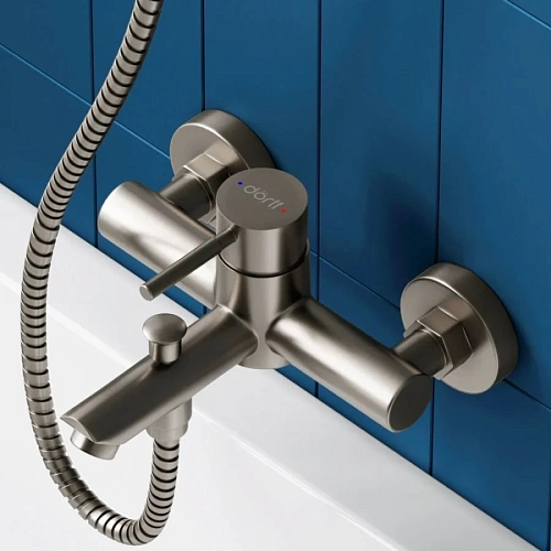 Смеситель для ванны Dorff Logic NEW D3010000SS Смеситель для ванны Dorff Logic NEW D3010000SS