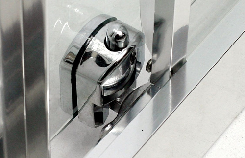 Душевая дверь BelBagno DUE-BF-1-120-C-Cr Душевая дверь BelBagno DUE-BF-1-120-C-Cr
