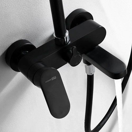 Душевая система WasserKRAFT A17401 черный Душевая система WasserKRAFT A17401 черный