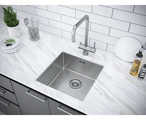 Кухонная мойка Paulmark GERBERG 44 UNI, PM254444-BS, брашированная нерж.сталь, 440х440мм Кухонная мойка Paulmark GERBERG 44 UNI, PM254444-BS, брашированная нерж.сталь, 440х440мм
