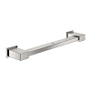 Поручень GROHE Essentials Cube, суперсталь (40514DC1) Поручень GROHE Essentials Cube, суперсталь (40514DC1)