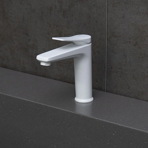 Смеситель для раковины Lemark Bronx LM3737MW монолитный, белый/матовый Смеситель для раковины Lemark Bronx LM3737MW монолитный, белый/матовый