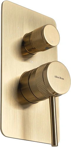 Смеситель для ванны Allen Brau Priority 5.31A11-GB (с внутренней частью, 3 выхода) золото Смеситель для ванны Allen Brau Priority 5.31A11-GB (с внутренней частью, 3 выхода) золото