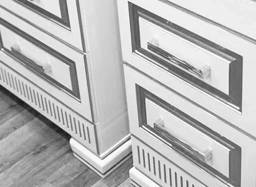 Шкаф-пенал Opadiris Оникс правый Белый глянцевый с серебряной патиной Z0000005504 Шкаф-пенал Opadiris Оникс правый Белый глянцевый с серебряной патиной Z0000005504