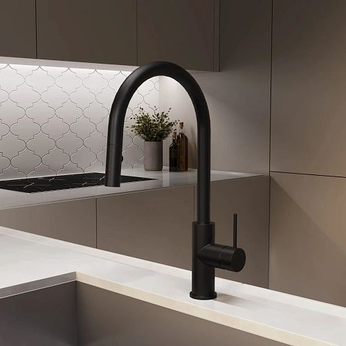 Смеситель для кухни Vincea City VKF-2C1MB, черный Смеситель для кухни Vincea City VKF-2C1MB, черный