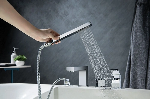 Смеситель на борт ванны Timo Selene 2130/00Y хром Смеситель на борт ванны Timo Selene 2130/00Y хром