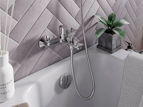 Смеситель для ванны STWORKI Хельсинки by Damixa Хельсинки HFHS10000 хром однорычажный, настенный, ла 427469 Смеситель для ванны STWORKI Хельсинки by Damixa Хельсинки HFHS10000 хром однорычажный, настенный, ла 427469