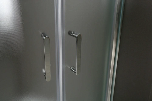 Душевой уголок BelBagno UNO-195-R-2-100-P-Cr 100x100 см, профиль хром, стекло рифленое Душевой уголок BelBagno UNO-195-R-2-100-P-Cr 100x100 см, профиль хром, стекло рифленое