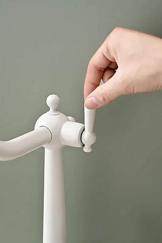 Смеситель для кухни Paulmark RETRO белый матовый Re213226-WH Смеситель для кухни Paulmark RETRO белый матовый Re213226-WH