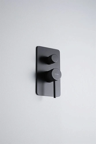 Смеситель для ванны Allen Brau Priority 5.31A11-31 (с внутренней частью) черный матовый Смеситель для ванны Allen Brau Priority 5.31A11-31 (с внутренней частью) черный матовый