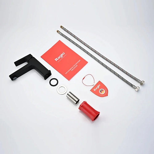 Смеситель для раковины Raglo R30.10.06, черный Смеситель для раковины Raglo R30.10.06, черный