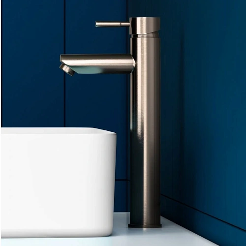 Смеситель для раковины Dorff Logic SS D3002102SS из нержавеющей стали высокий Смеситель для раковины Dorff Logic SS D3002102SS из нержавеющей стали высокий