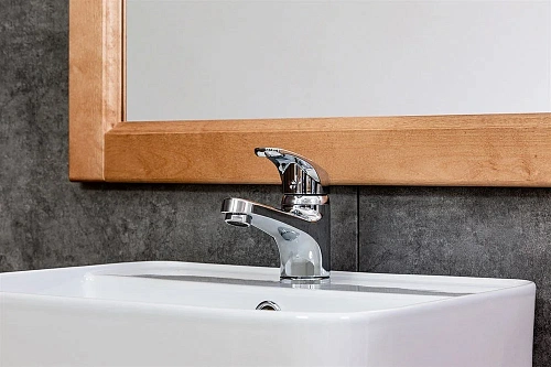 Смеситель для раковины OneLife P01-021cr Смеситель для раковины OneLife P01-021cr