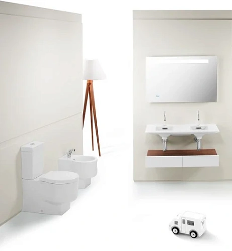 Унитаз напольный Jacob Delafon Formilia Viragio 4449K-00, с крышкой-сиденьем микролифт, с бачком E47 Унитаз напольный Jacob Delafon Formilia Viragio 4449K-00, с крышкой-сиденьем микролифт, с бачком E47