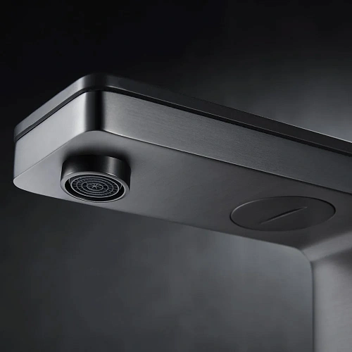 Смеситель для раковины Black&White U7750GM Смеситель для раковины Black&White U7750GM